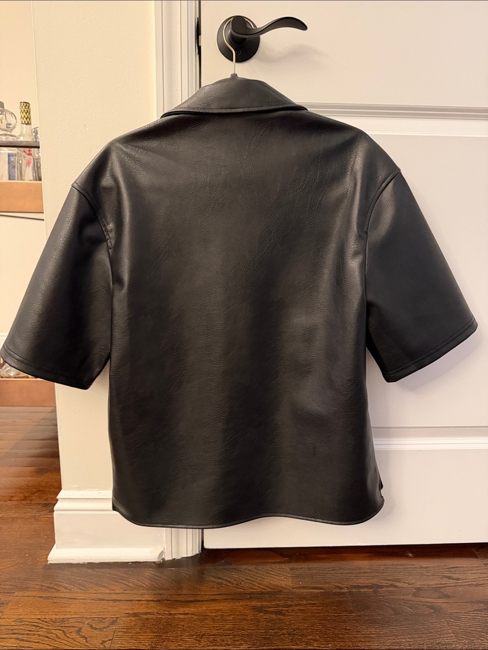 ZARA Black Faux Leather Short-Sleeve Button-Down Shirt - Picture 4 of 4
